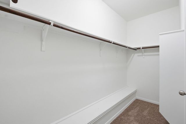 24419 Lakecrest Bend Drive, Katy, TX 77493