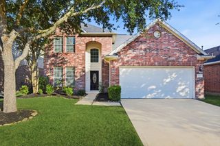 24419 Lakecrest Bend Drive, Katy, TX 77493