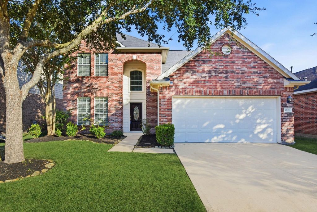 24419 Lakecrest Bend Drive, Katy, TX 77493