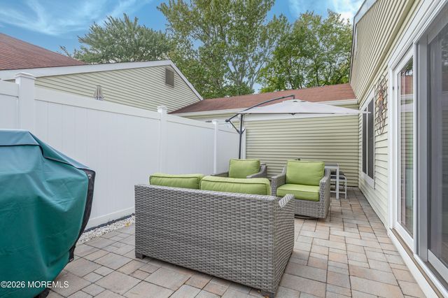 867 B Liverpool Circle, Manchester, NJ 08759
