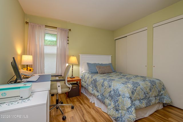 867 B Liverpool Circle, Manchester, NJ 08759
