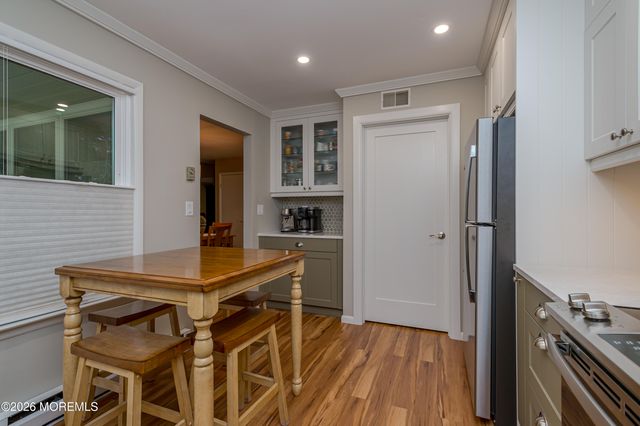 867 B Liverpool Circle, Manchester, NJ 08759