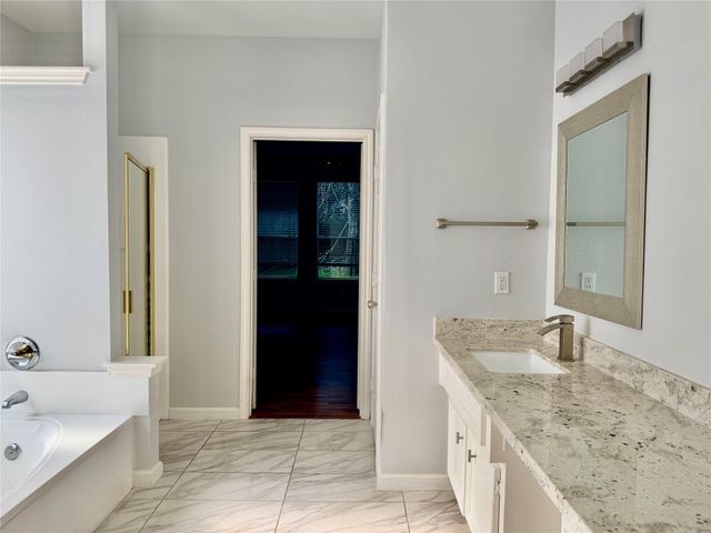 11406 Lakewood Cove, Houston, TX 77070