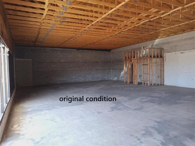 904 Highway 35 S., Rockport, TX 78382