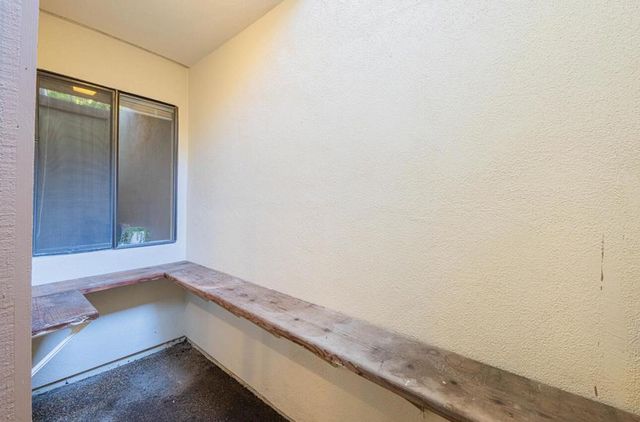 585 Hawthorne Street 103, Monterey, CA 93940