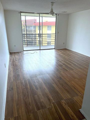 3490 Foxcroft Road 317, Miramar, FL 33025