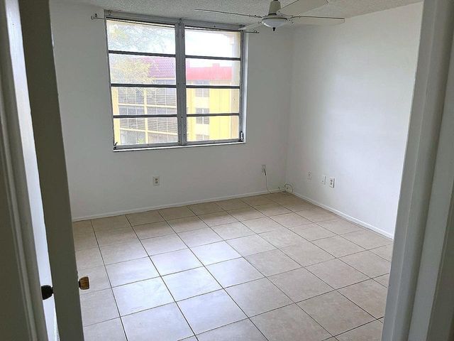 3490 Foxcroft Road 317, Miramar, FL 33025