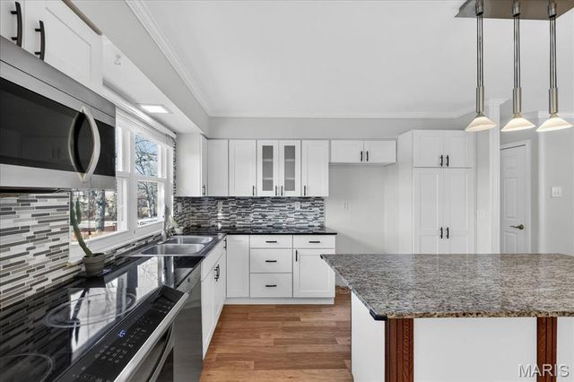 821 Courtland Place, Manchester, MO 63021