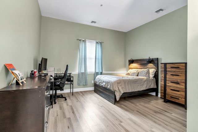 31-33 Ashland St 3, Haverhill, MA 01830