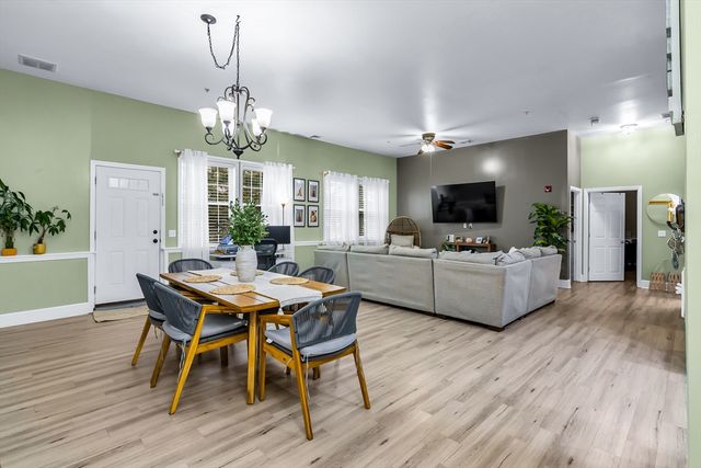 31-33 Ashland St 3, Haverhill, MA 01830