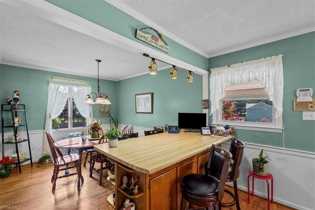 1910 Stanley Road, Greensboro, NC 27407