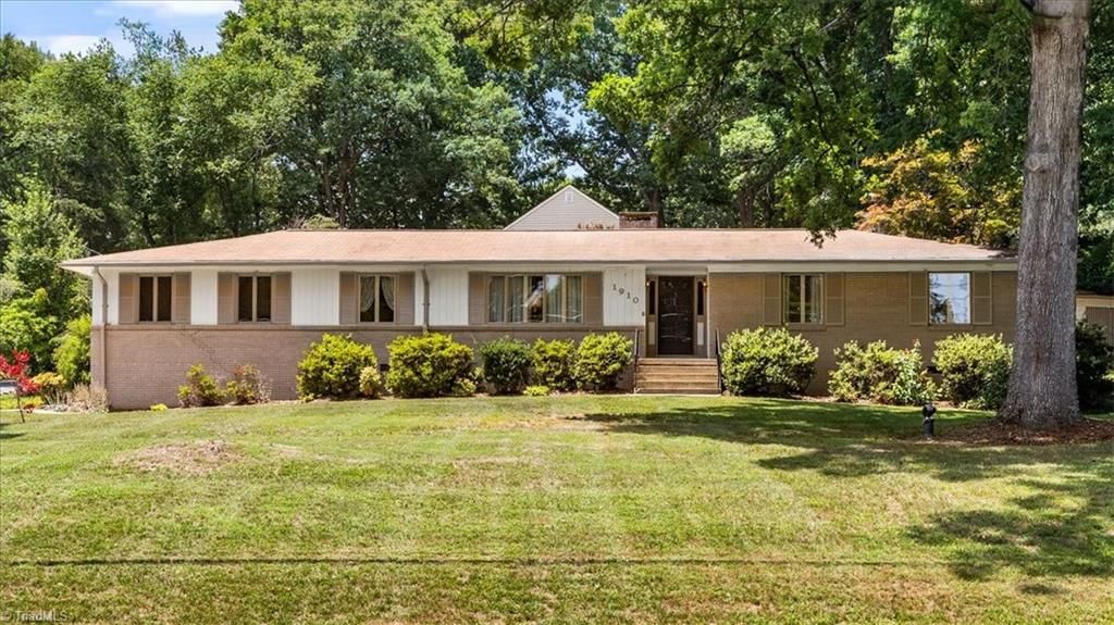 1910 Stanley Road, Greensboro, NC 27407