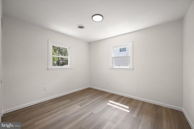 8475 BYRD RD, Pasadena, MD 21122