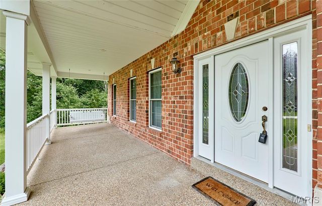 520 Quiet Country Lane, Troy, MO 63379