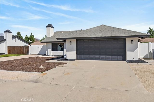 1312 Live Oak Court 1, Redlands, CA 92374