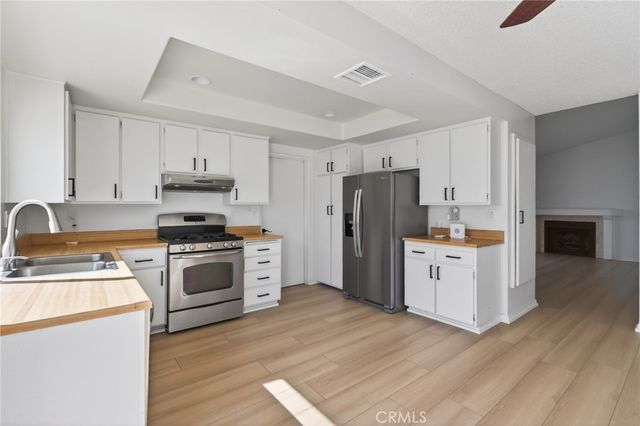 1312 Live Oak Court 1, Redlands, CA 92374