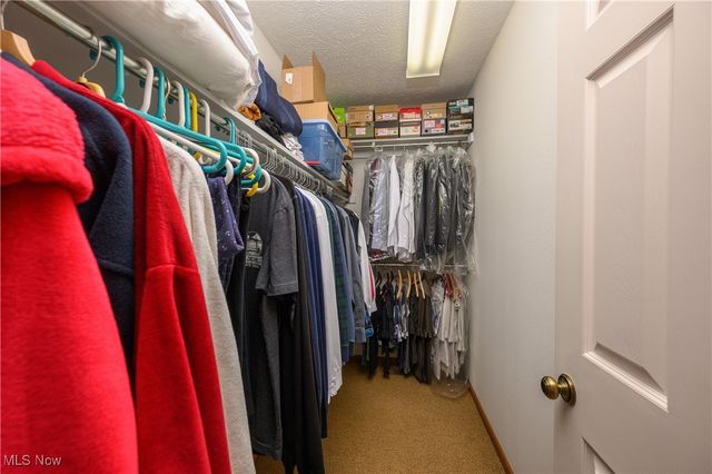 677 Sally Circle, Wadsworth, OH 44281