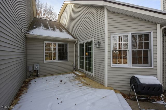 677 Sally Circle, Wadsworth, OH 44281