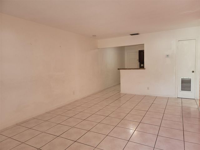 410 SW 11th Avenue, Hallandale Beach, FL 33009