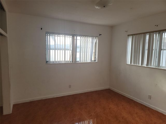 410 SW 11th Avenue, Hallandale Beach, FL 33009