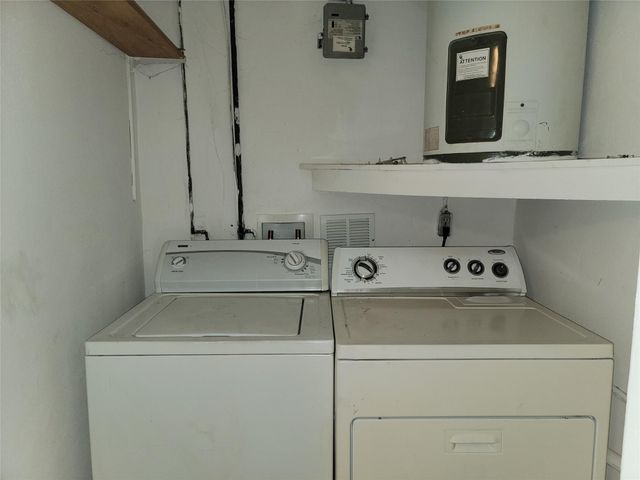 410 SW 11th Avenue, Hallandale Beach, FL 33009