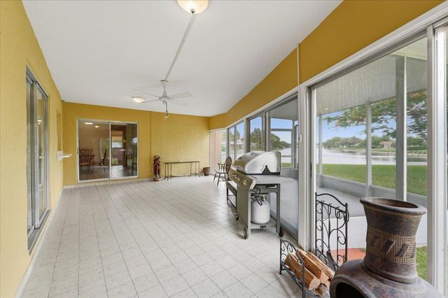 9401 NW 70 Place, Tamarac, FL 33321