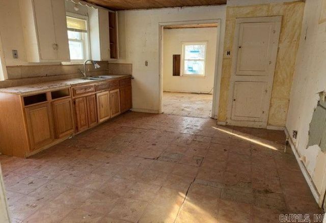 1315 W 39th Street, North Little Rock, AR 72118