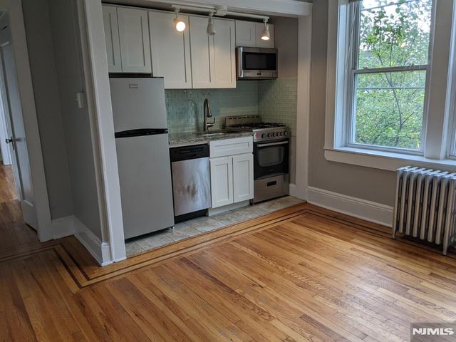 85 Anderson Street C2, Hackensack, NJ 07601