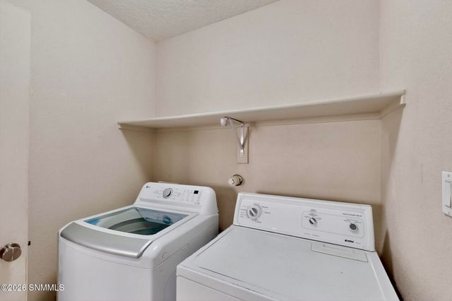 2502 Candlewood Circle, Las Cruces, NM 88011