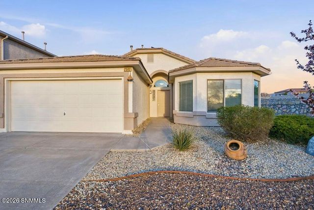 2502 Candlewood Circle, Las Cruces, NM 88011