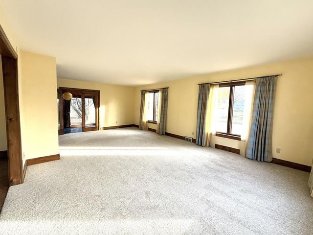 795 Broadway Avenue S, Cokato, MN 55321