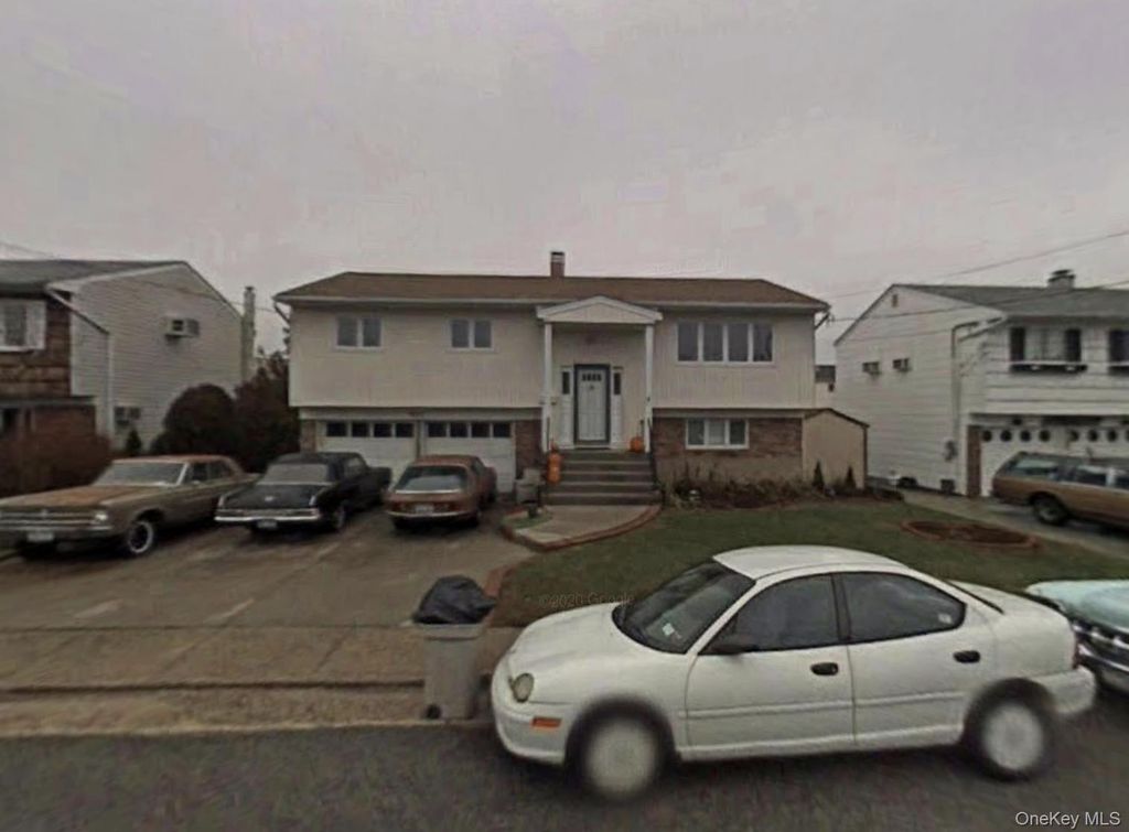 603 Nassau Avenue, Freeport, NY 11520