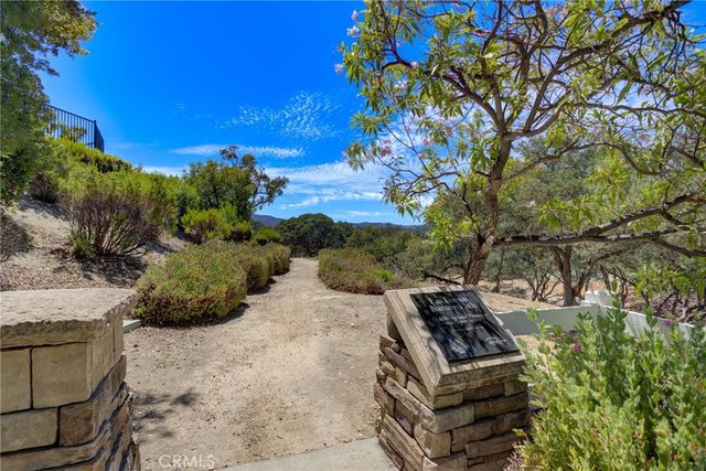 11250 Avion, Atascadero, CA 93422