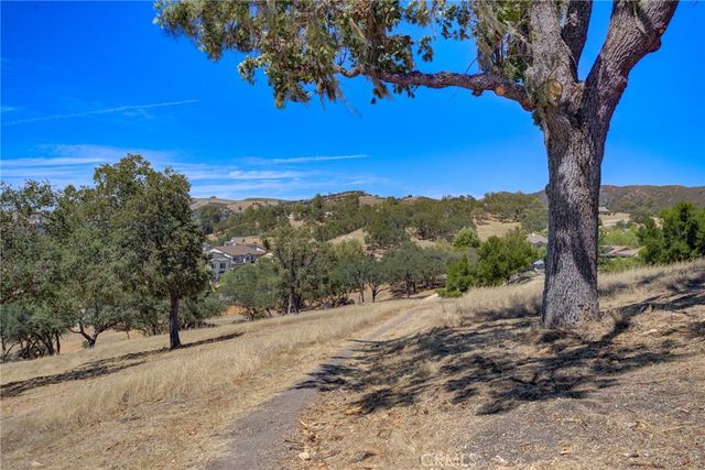 11250 Avion, Atascadero, CA 93422