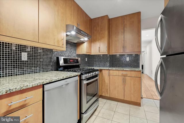 112 W LEE ST, Baltimore, MD 21201