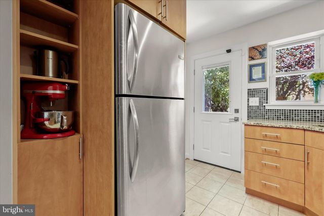 112 W LEE ST, Baltimore, MD 21201
