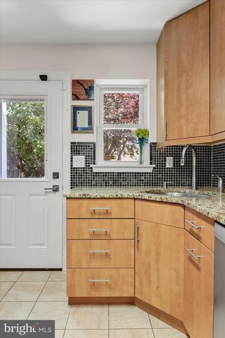 112 W LEE ST, Baltimore, MD 21201