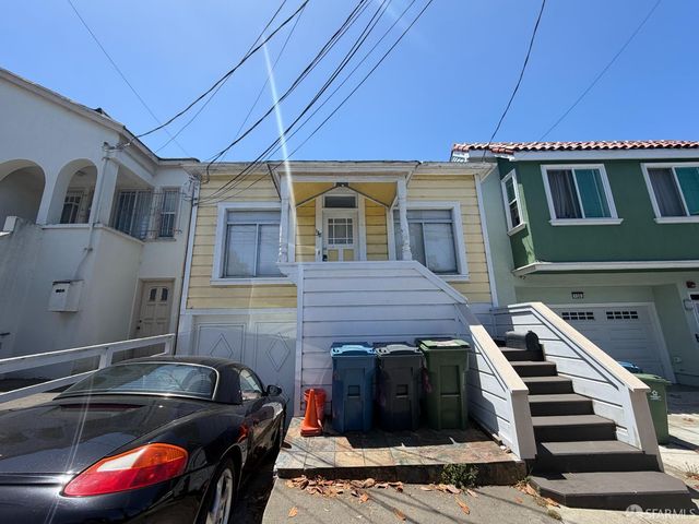 138 Crocker Avenue, Daly City, CA 94014