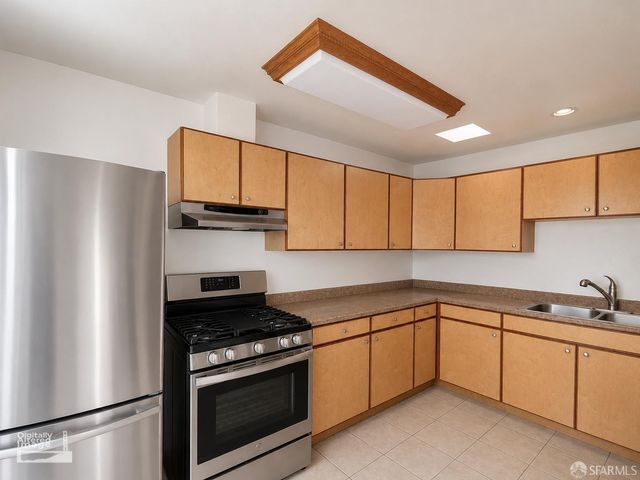 138 Crocker Avenue, Daly City, CA 94014