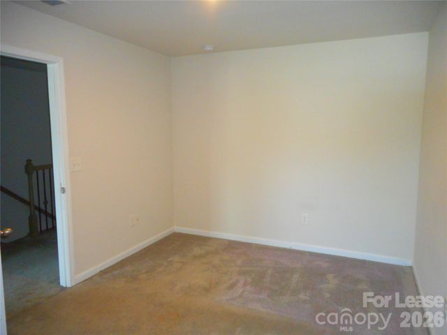 12715 Wandering Brook Drive, Charlotte, NC 28273
