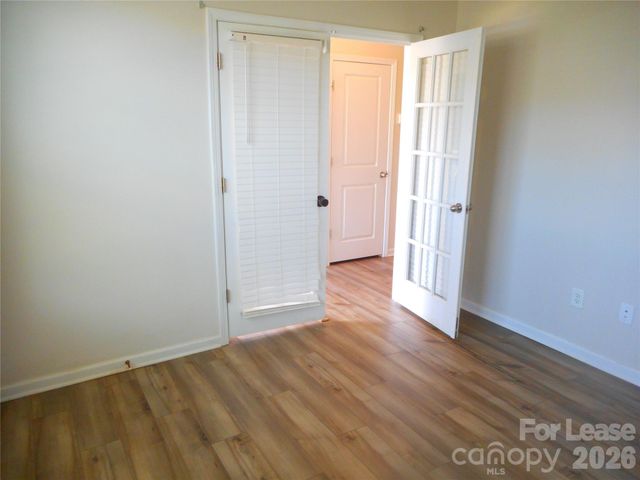 12715 Wandering Brook Drive, Charlotte, NC 28273