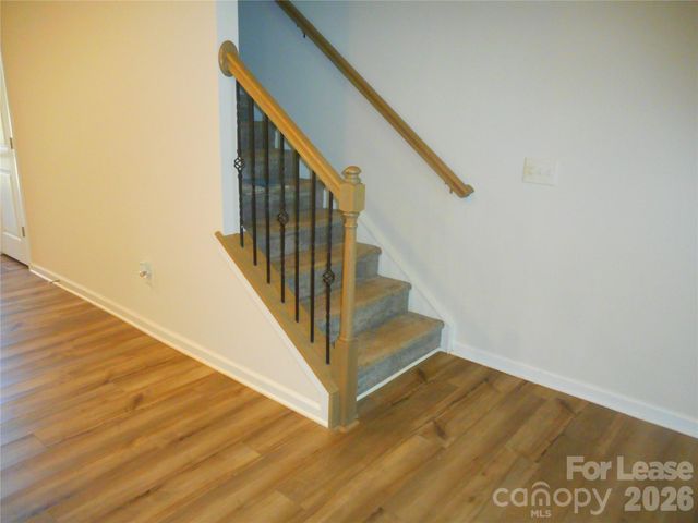 12715 Wandering Brook Drive, Charlotte, NC 28273