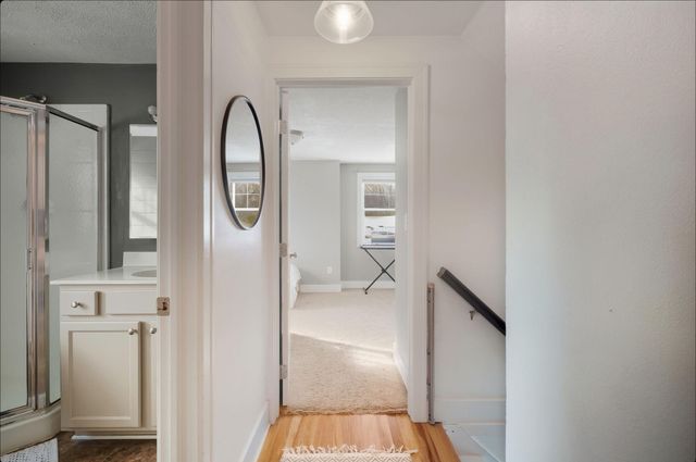 82 James Street NE, Rockford, MI 49341