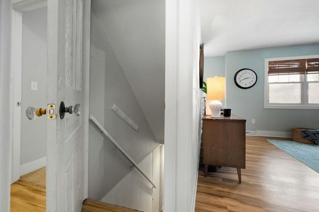 82 James Street NE, Rockford, MI 49341