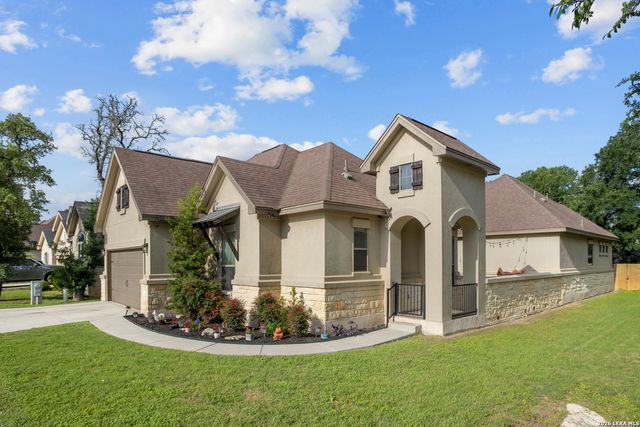 522 Carriage House, Spring Branch, TX 78070