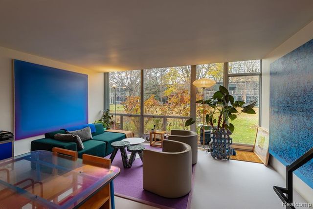 1345 Joliet Place, Detroit, MI 48207