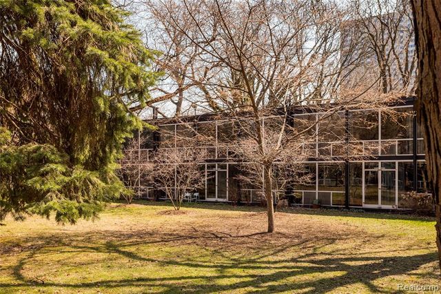 1345 Joliet Place, Detroit, MI 48207