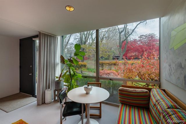 1345 Joliet Place, Detroit, MI 48207