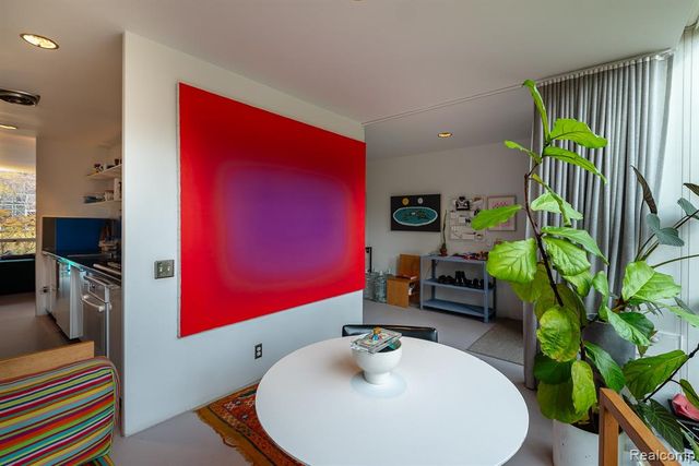 1345 Joliet Place, Detroit, MI 48207