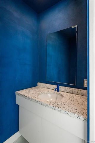 1345 Joliet Place, Detroit, MI 48207